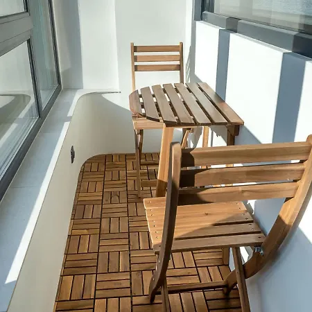 דירה Stylish - Red Square Area - Location By Flat Mаnаger וארנה